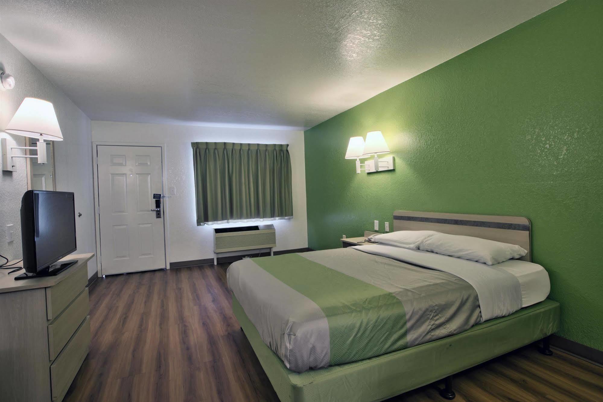 6-tallahassee, Fl - Downtown 2* Tallahassee
