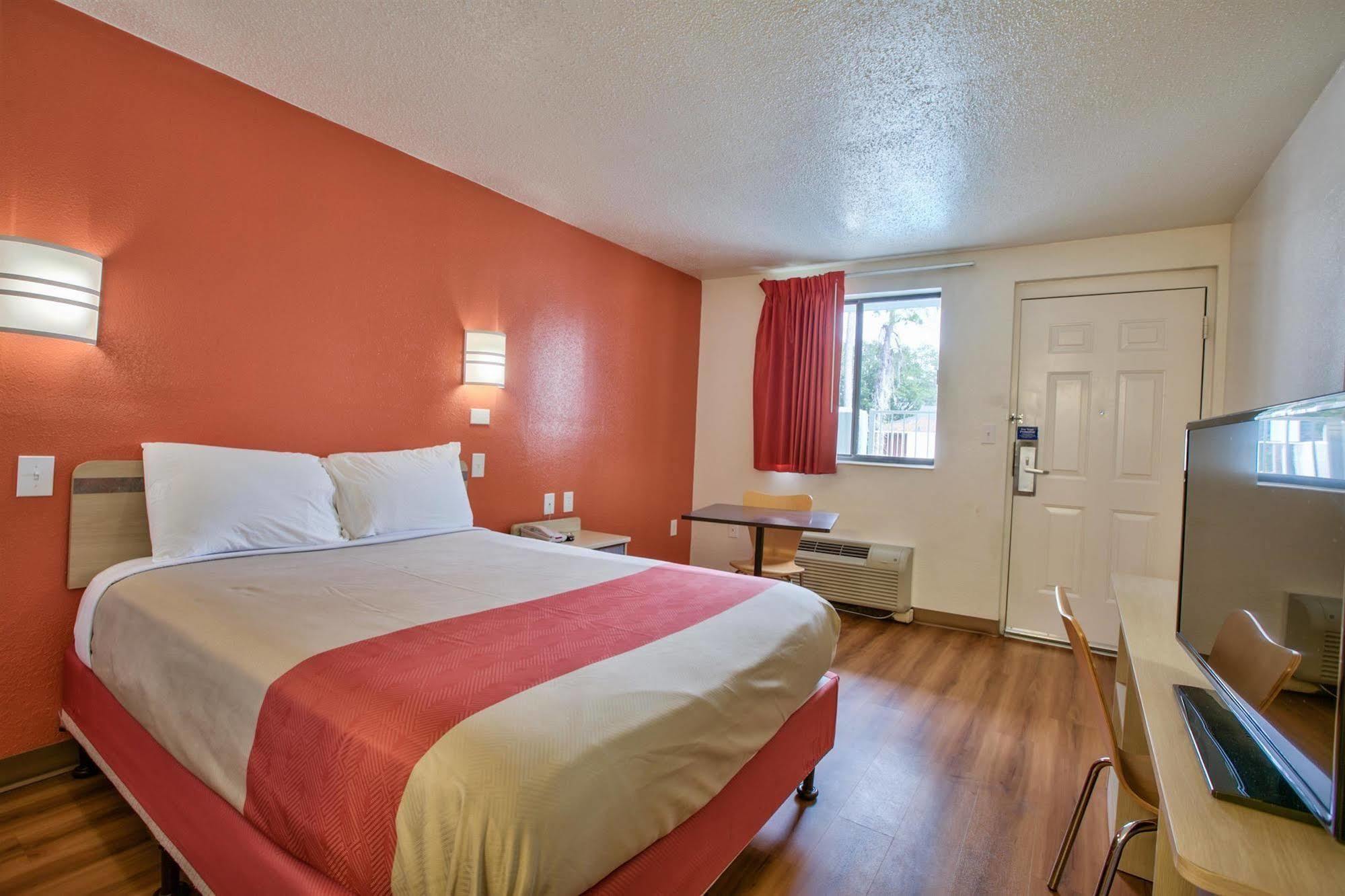 6-tallahassee, Fl Hotel