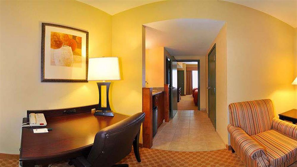 Hotel Country & By Radisson, Tallahassee-university Area, Fl 3*
