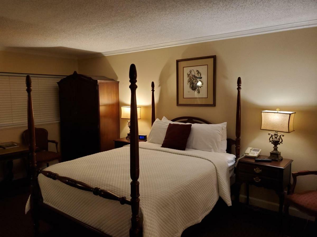 Governors Hotel