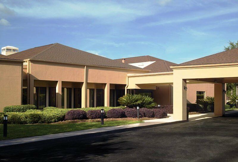 Courtyard By Marriott Downtown/capital Tallahassee