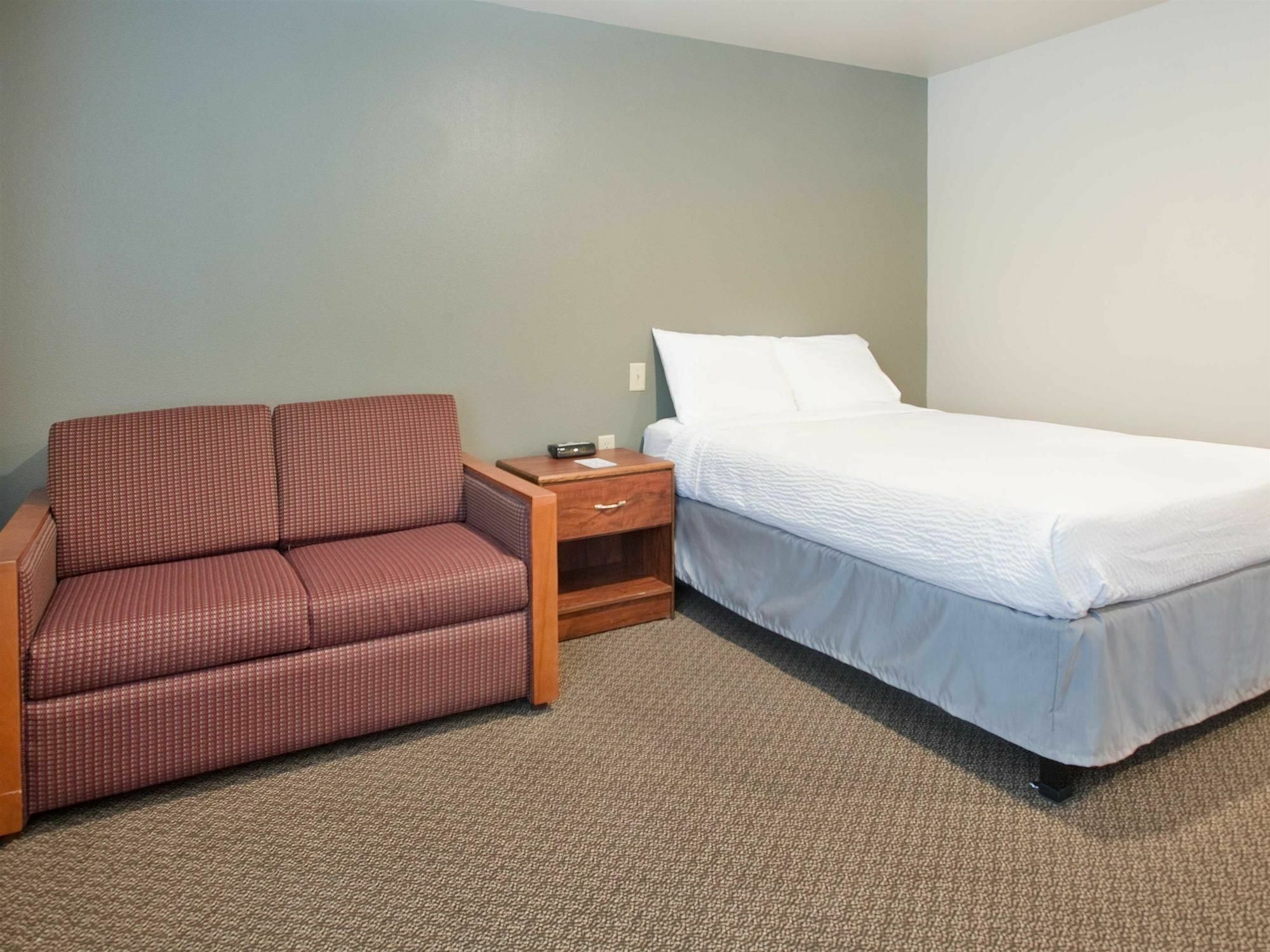 Extended America Select - - Northwest Tallahassee