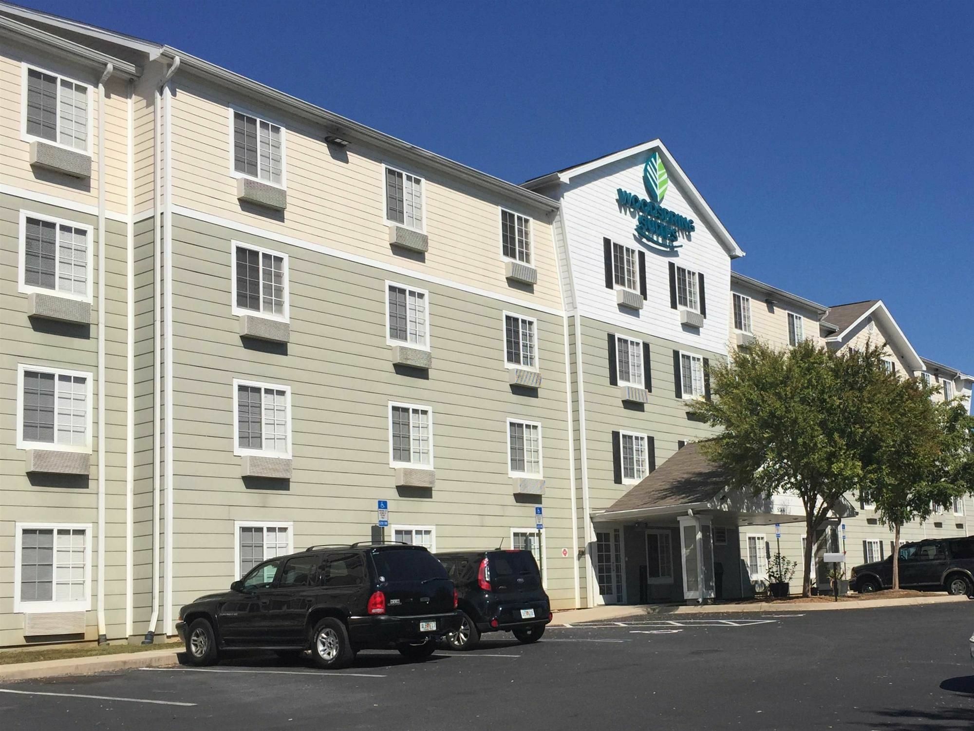 Extended America Select - - Northwest Tallahassee