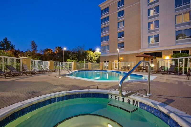 Hotel & North/i10 And Us27 Tallahassee