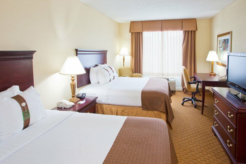Hotel & North/i10 And Us27 3*