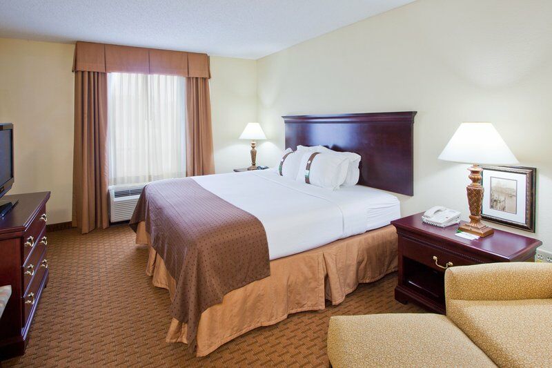 & North/i10 And Us27 Hotel Tallahassee