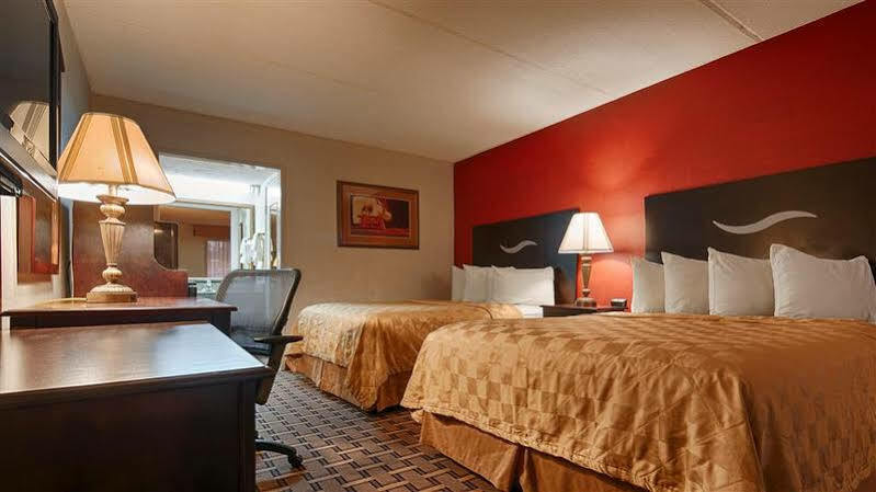 Hotel Red Roof East