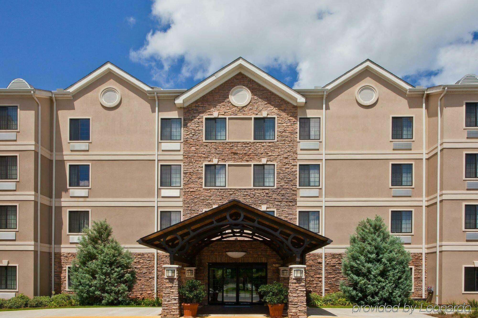 Staybridge I-10 East By Ihg Hotel