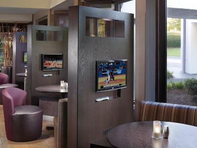 Courtyard By Marriott Downtown/capital