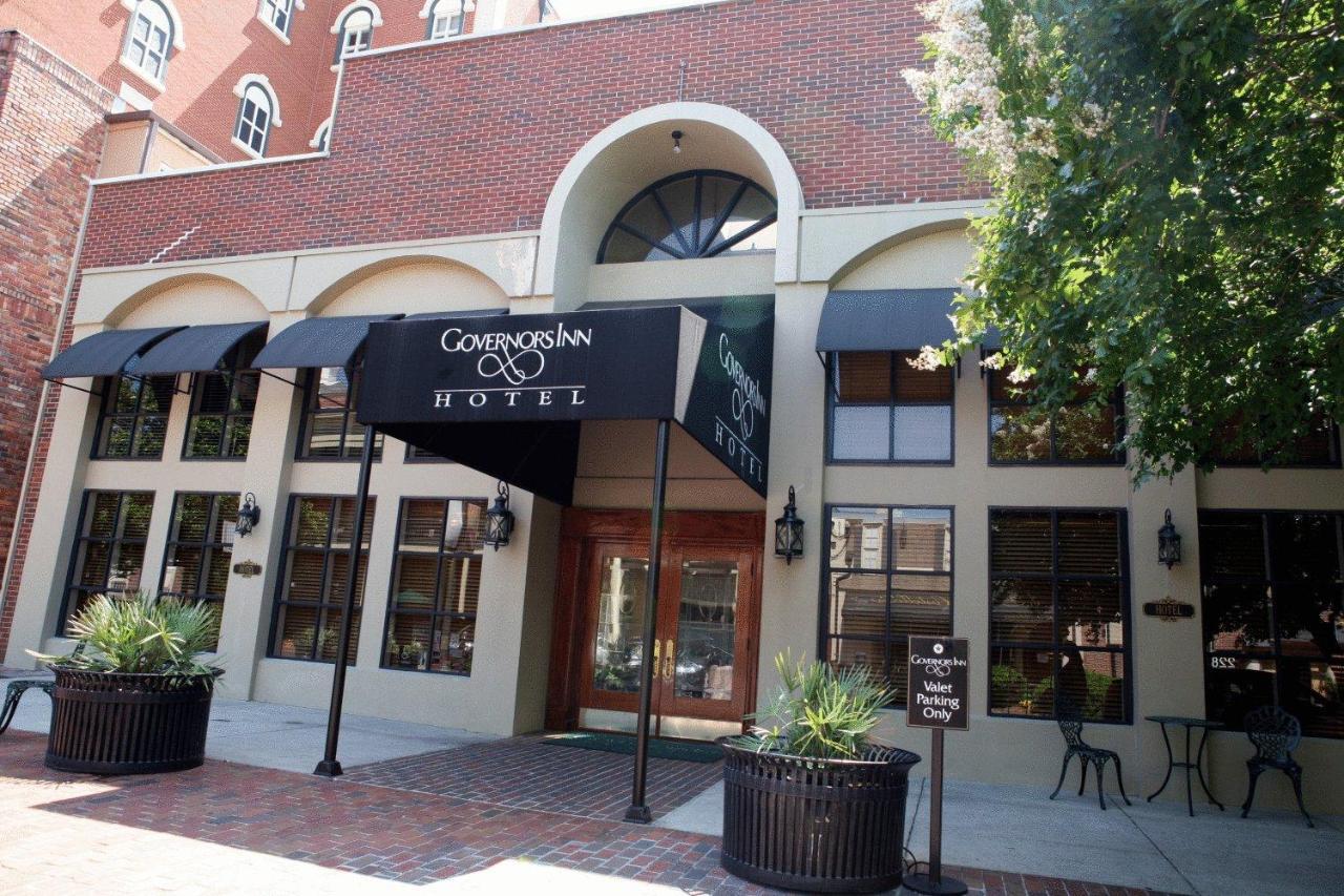 Governors Hotel 2*
