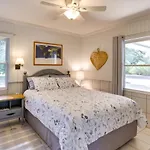 Riverfront Florida Escape With Grill And Fire Pit!
