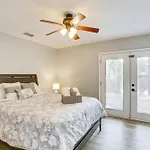 Updated Tallahassee Townhome 3 Mi To Downtown!