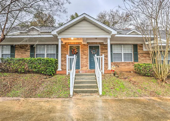 Tallahassee Townhome 4 Mi To College Town!