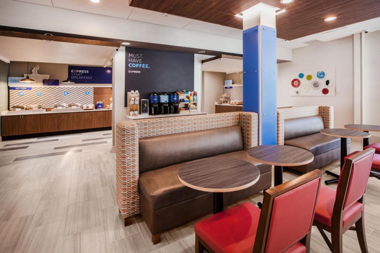 Express Tallahassee-university By Ihg Hotel 3*