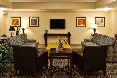 Hotel Candlewood By Ihg 2*