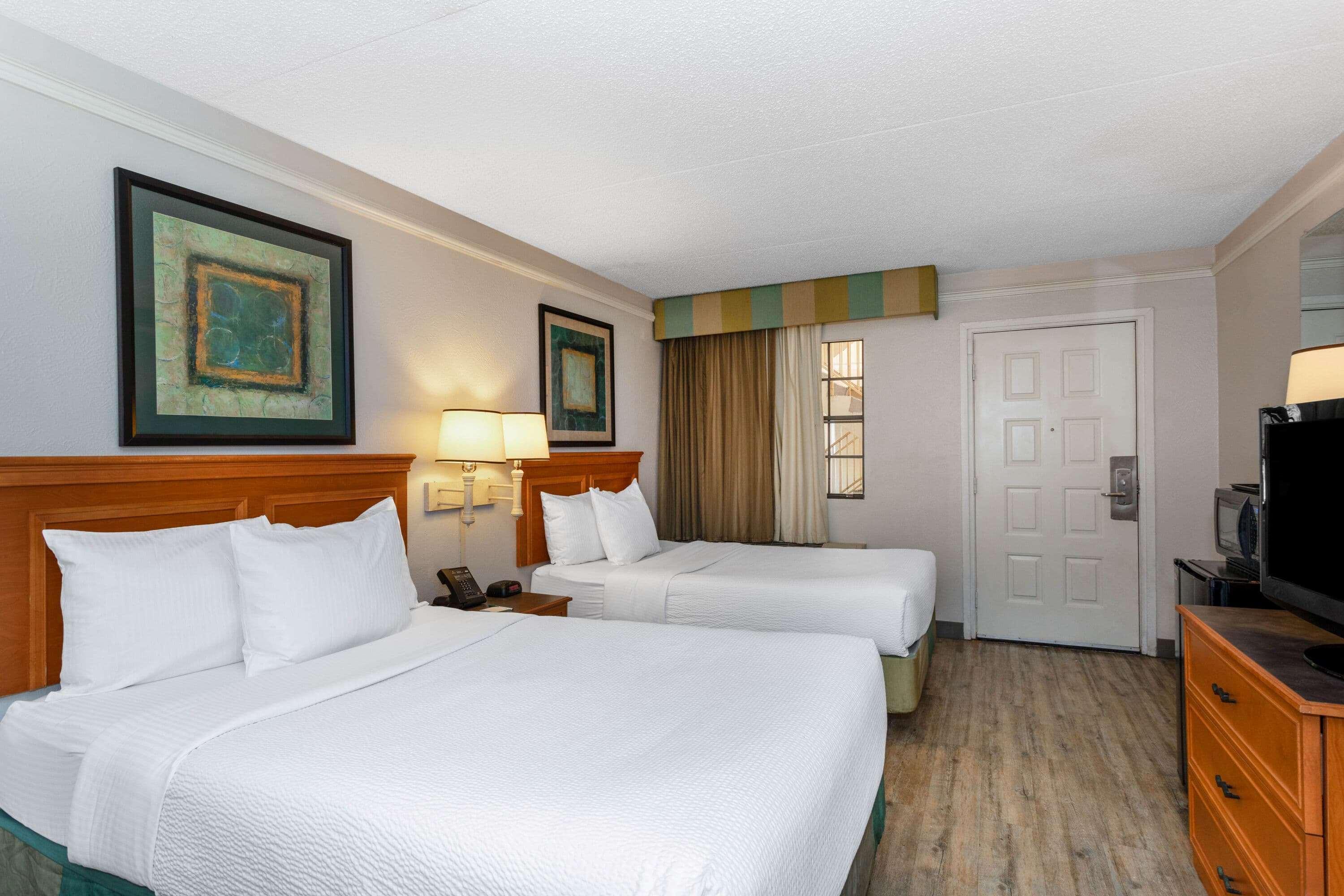 Hotel La Quinta By Wyndham North 3*