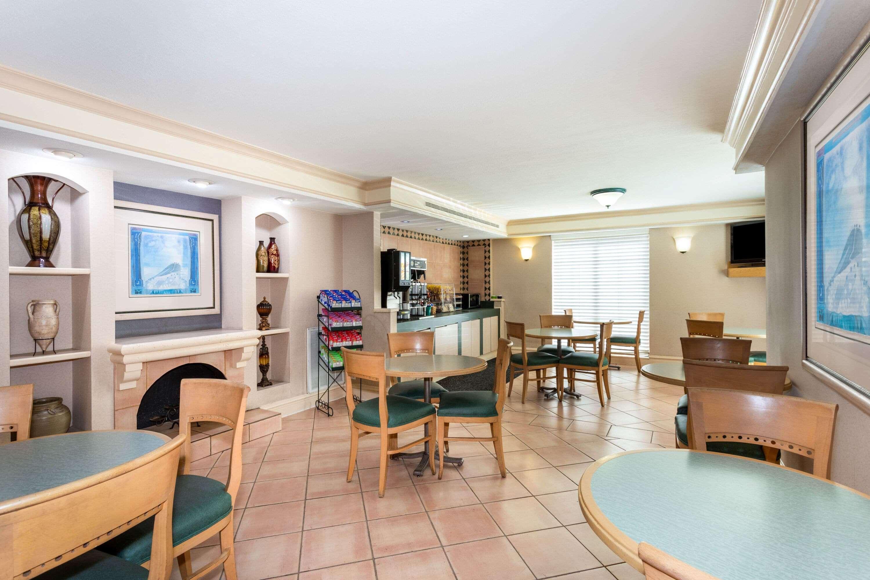 La Quinta By Wyndham North 3*