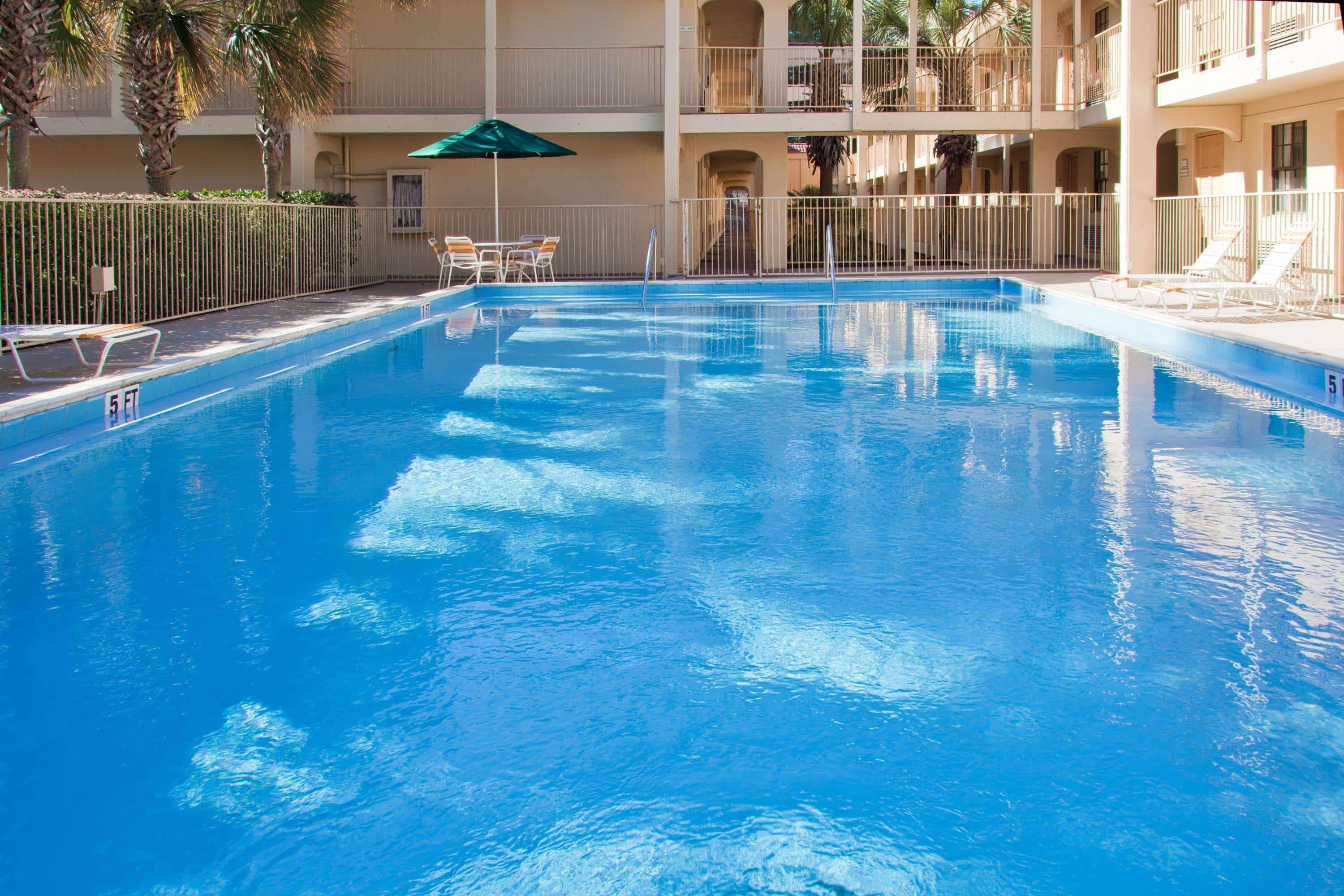 La Quinta By Wyndham North Hotel