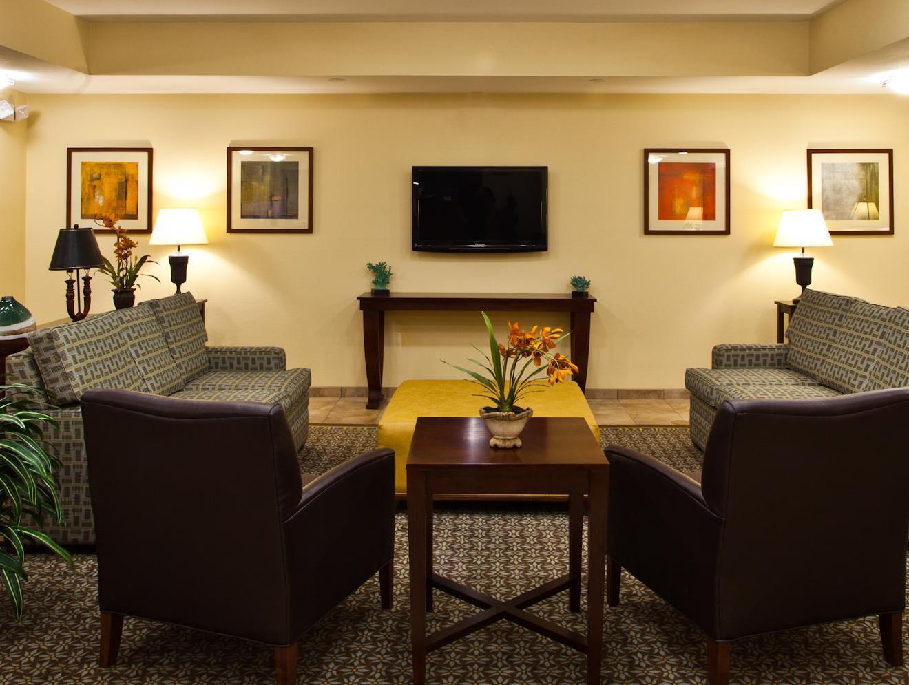 Candlewood By Ihg Hotel 2*