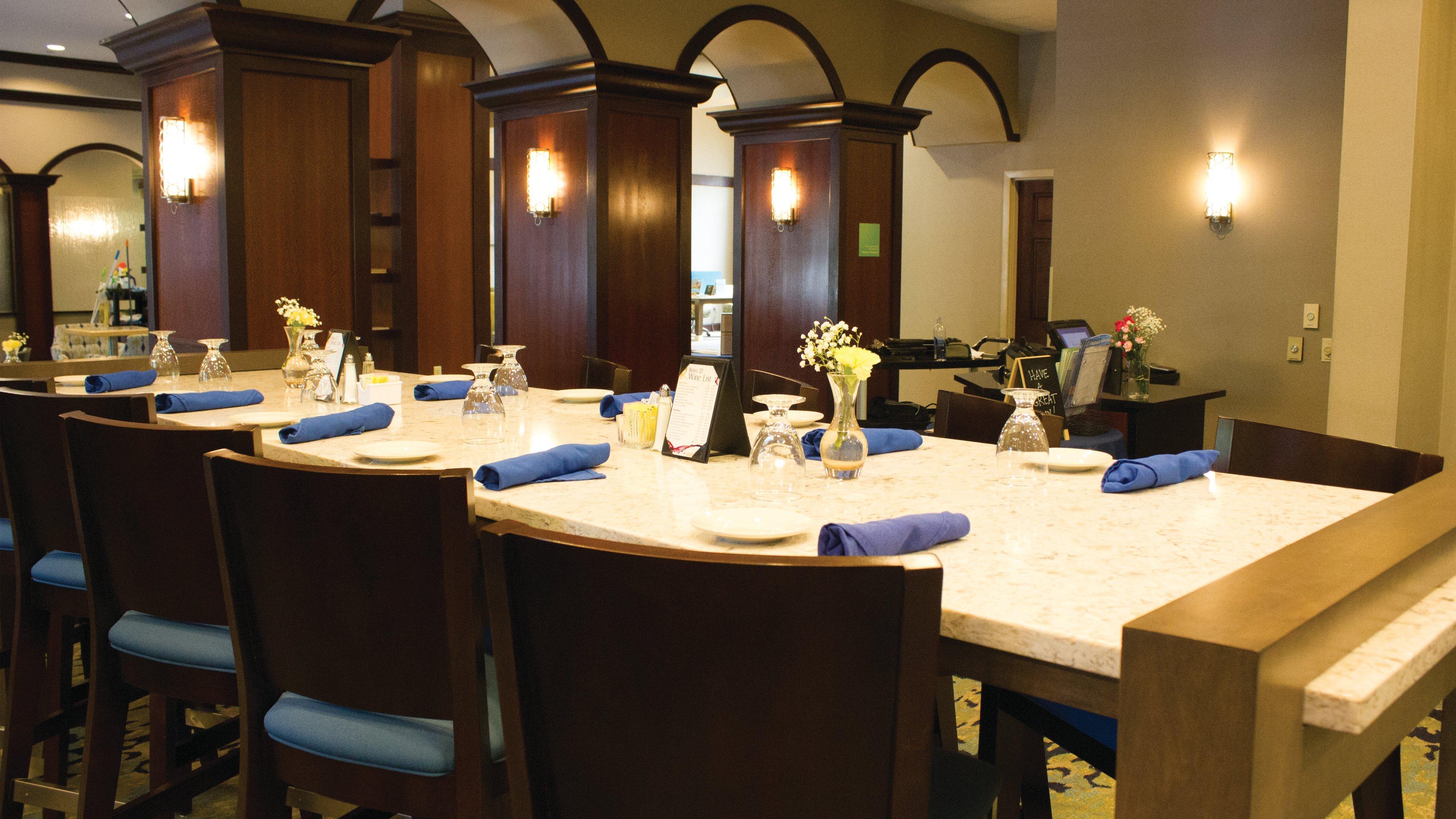 Hotel & Conference Center North By Ihg 3*