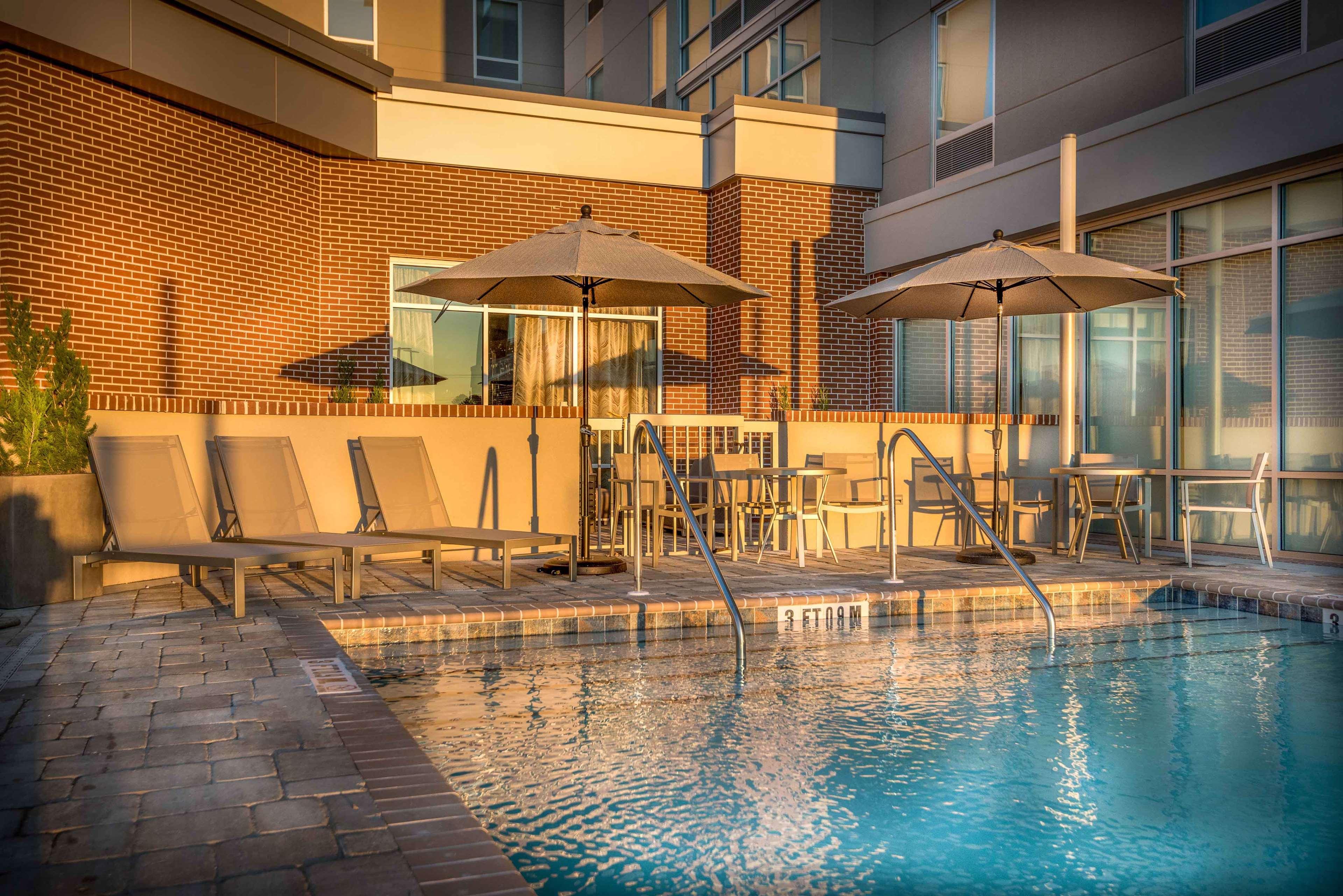 Hotel Hampton & Capitol-university Tallahassee