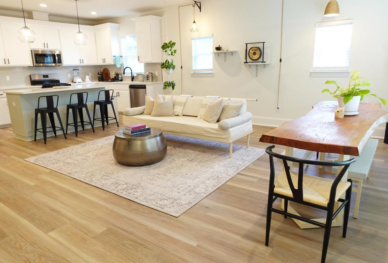 Holiday home Beautiful Modern Luxury Eco Townhouse, 3b/3.5b Great Location Tallahassee