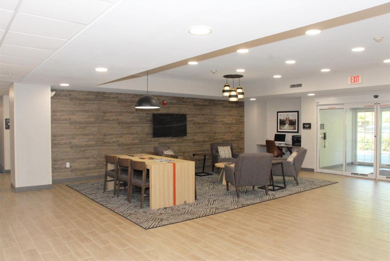 Candlewood By Ihg Tallahassee
