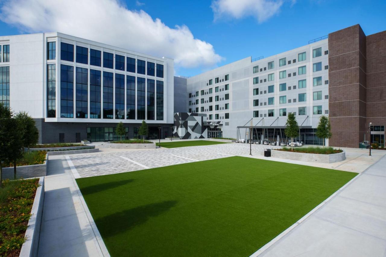 Hotel Ac By Marriott Universities At The Capitol