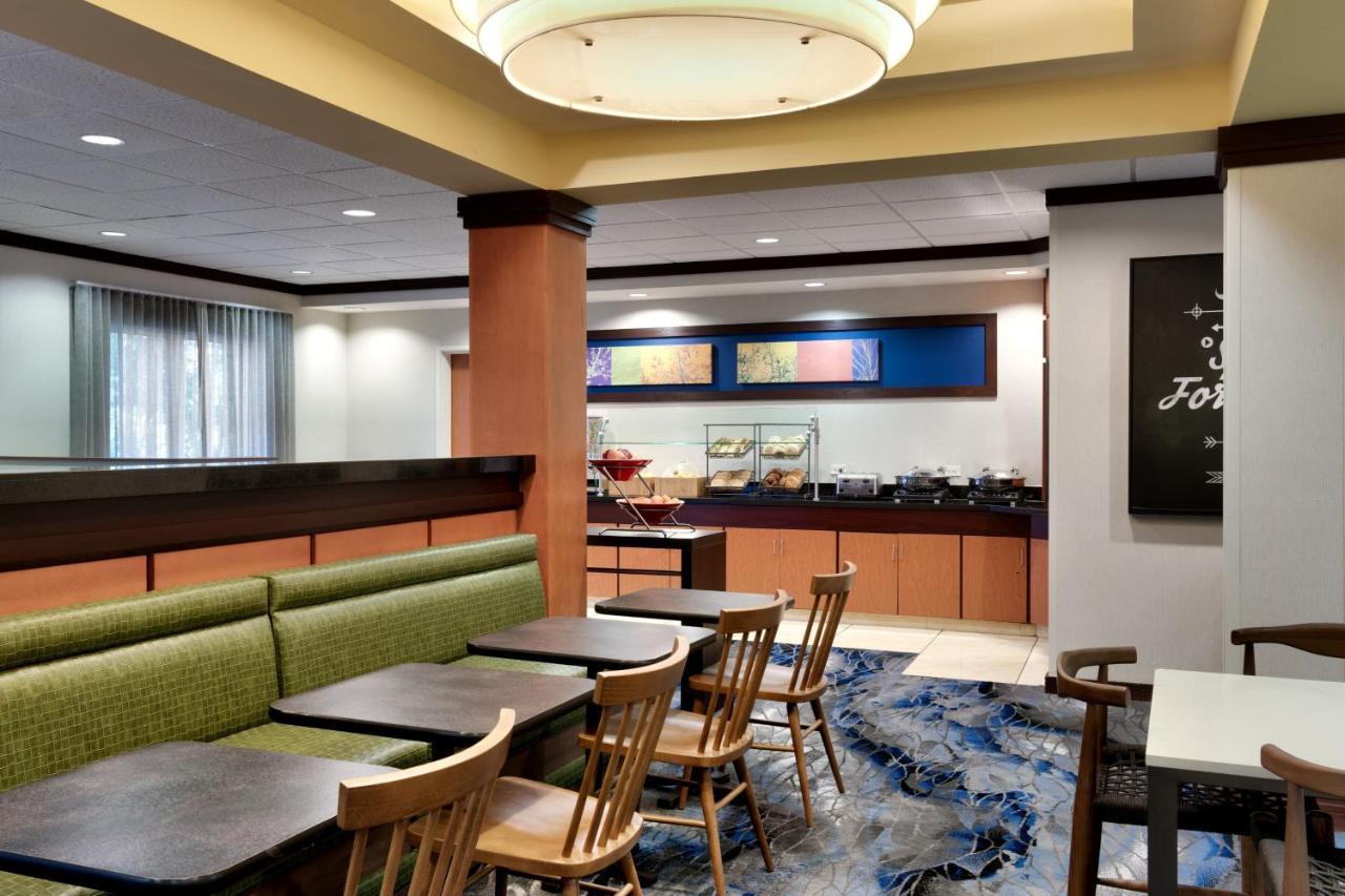 Hotel Fairfield & By Marriott 3*
