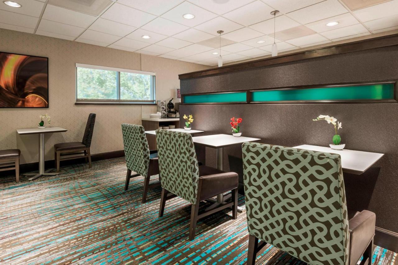 North I-10 Capital Circle Hotel 3*