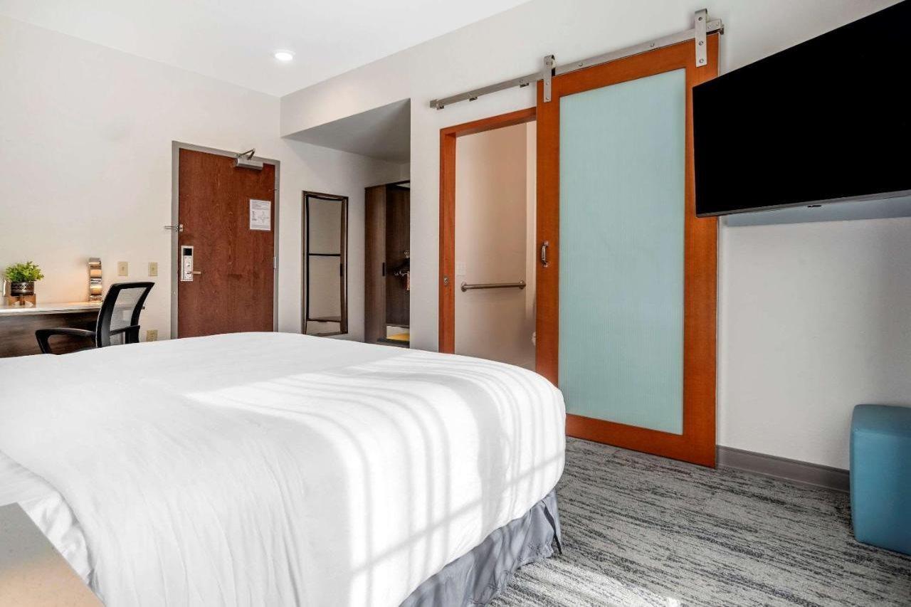 Hotel Tryp By Wyndham North I-10 Capital Circle Tallahassee