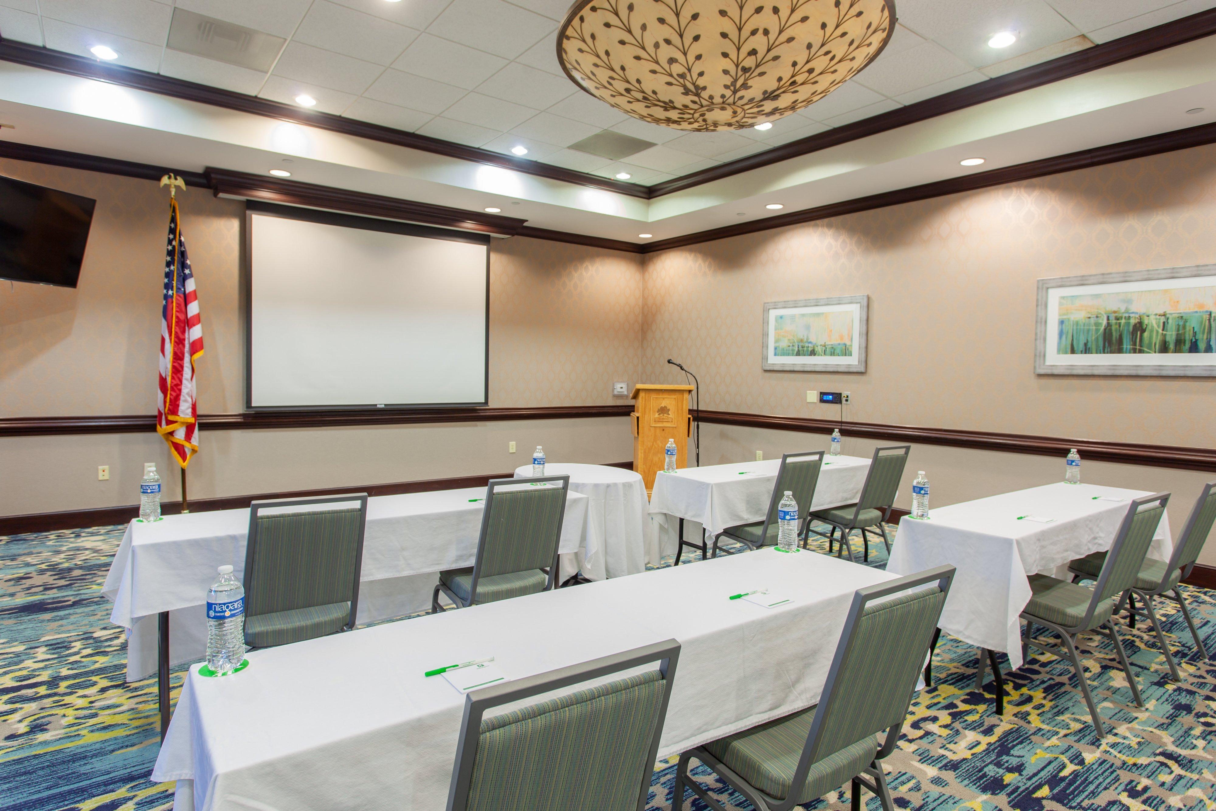 & Conference Center North By Ihg