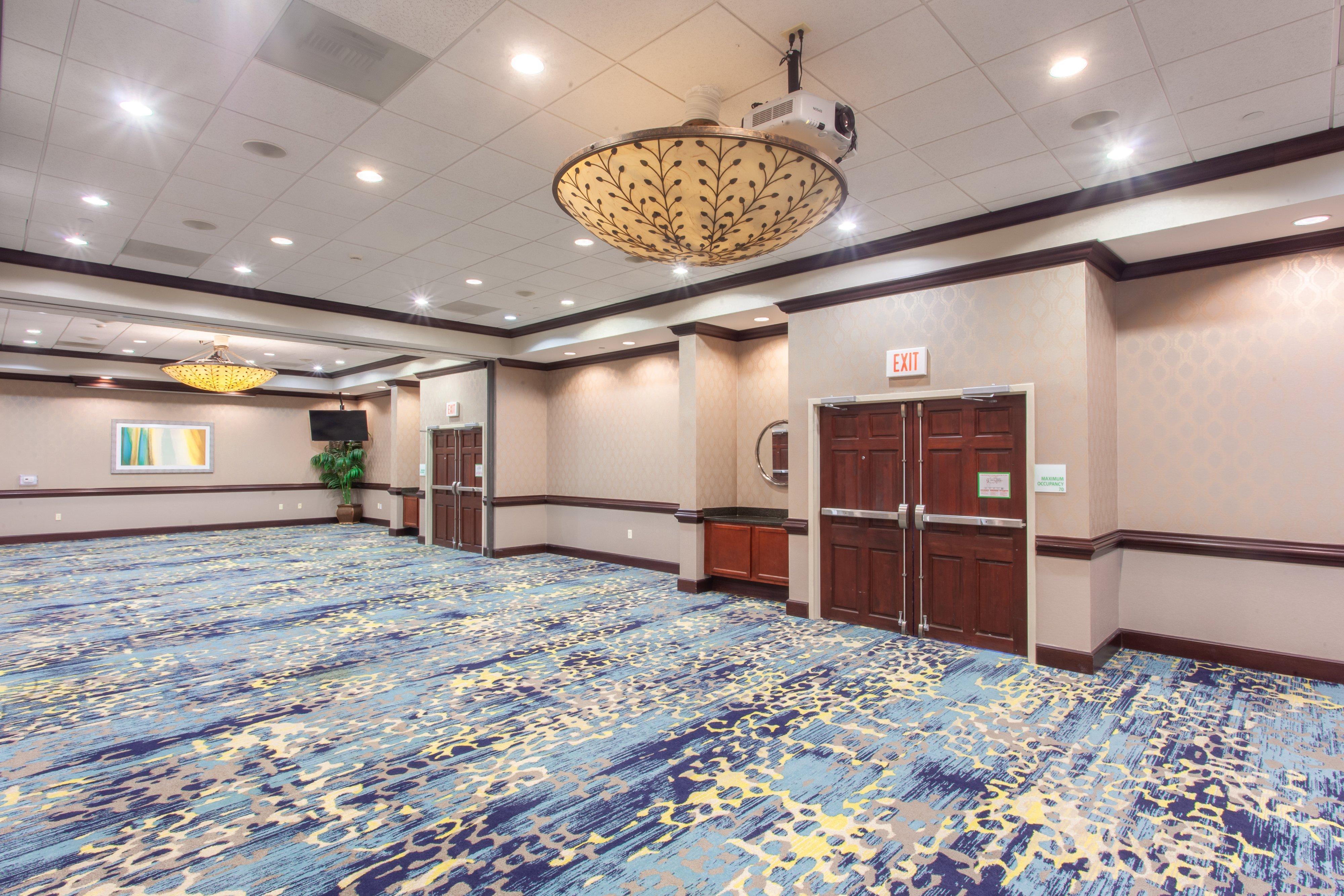 & Conference Center North By Ihg Tallahassee