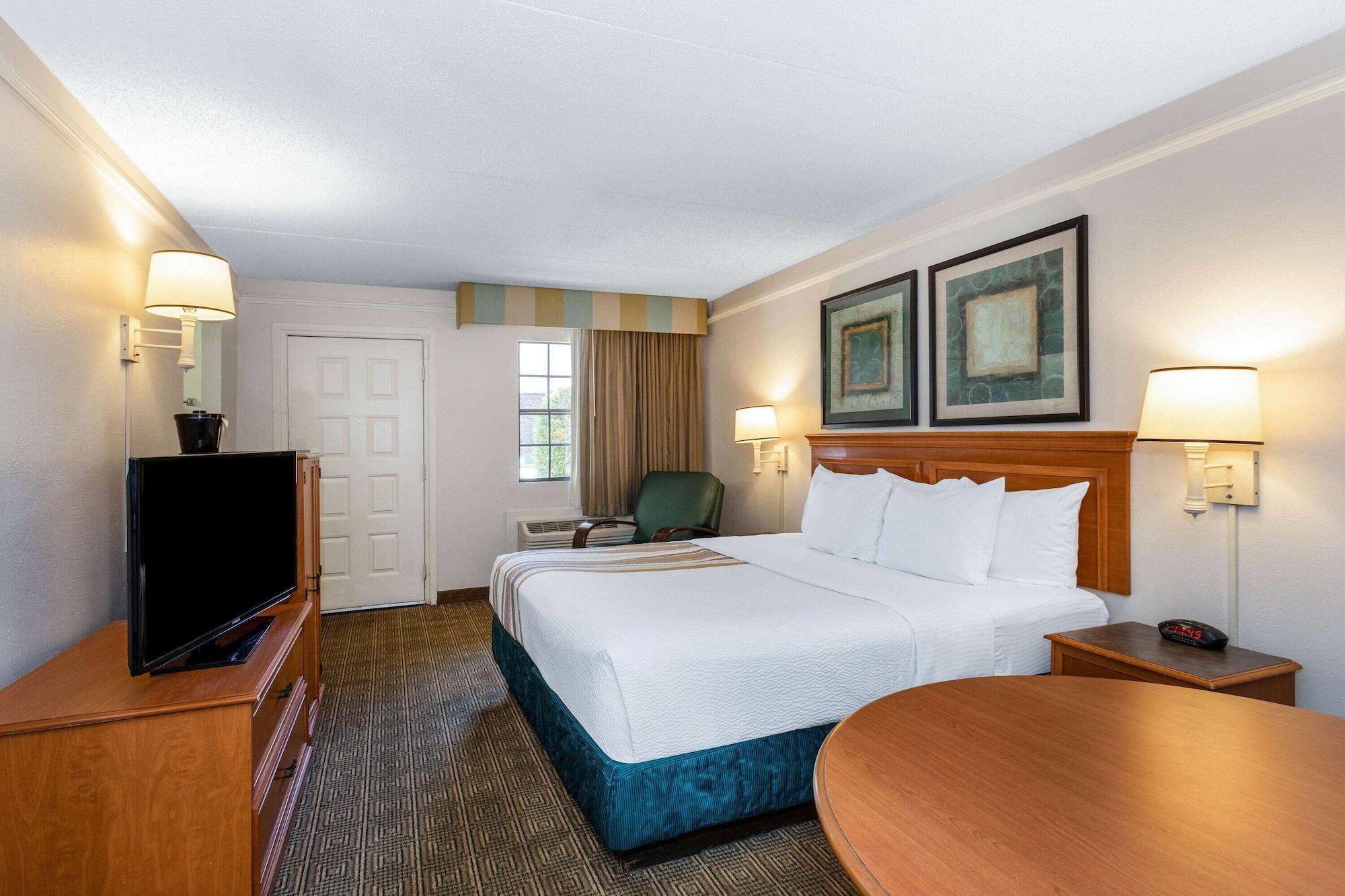 La Quinta By Wyndham North