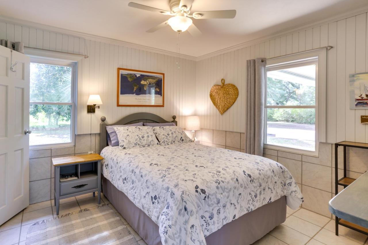 Riverfront Florida Escape With Grill And Fire Pit! Tallahassee