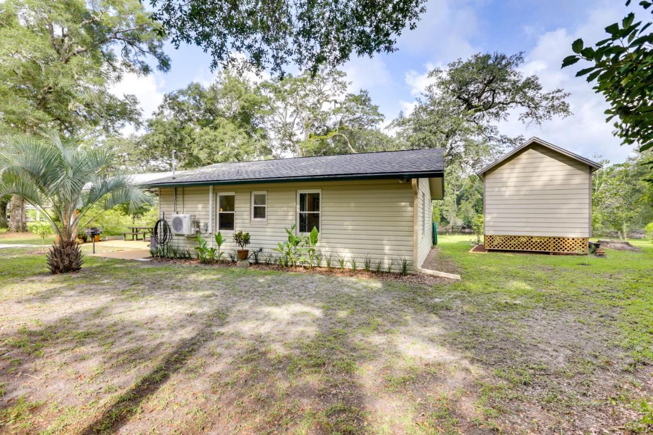 Riverfront Florida Escape With Grill And Fire Pit! Tallahassee