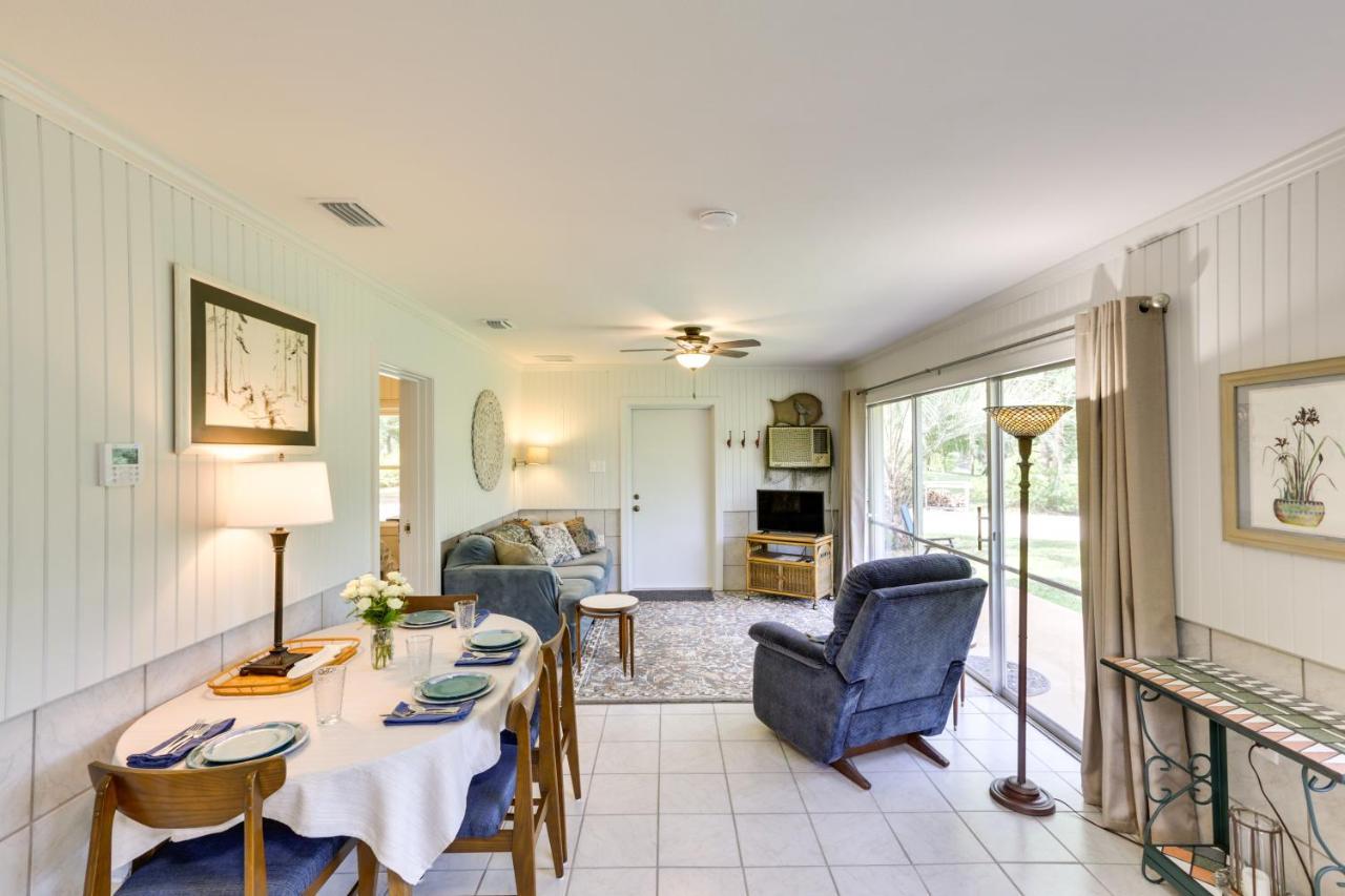 Riverfront Florida Escape With Grill And Fire Pit! Holiday home *