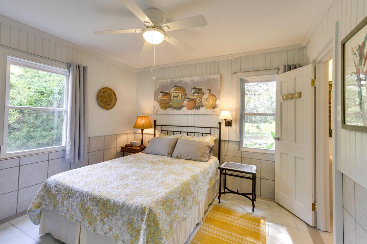 Holiday home Riverfront Florida Escape With Grill And Fire Pit!