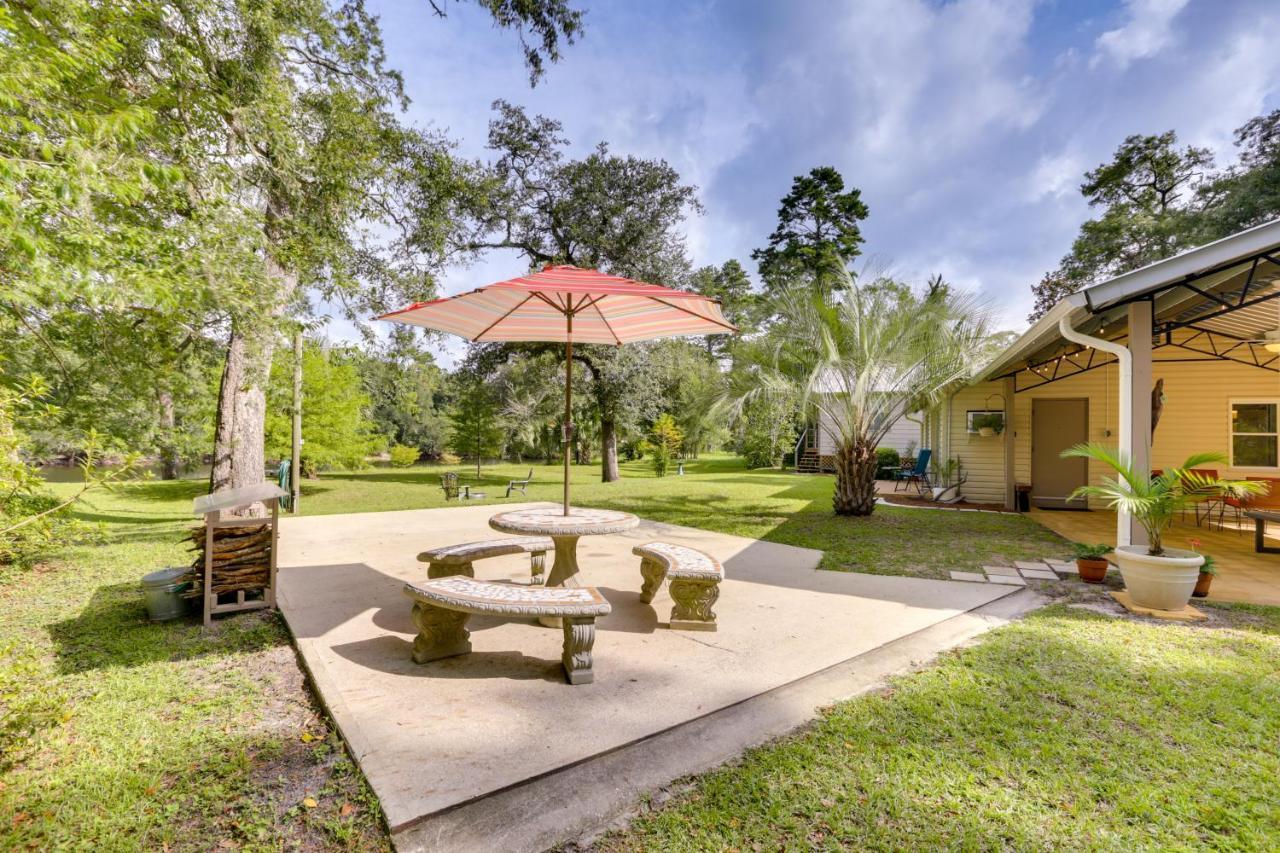 Holiday home Riverfront Florida Escape With Grill And Fire Pit! Tallahassee