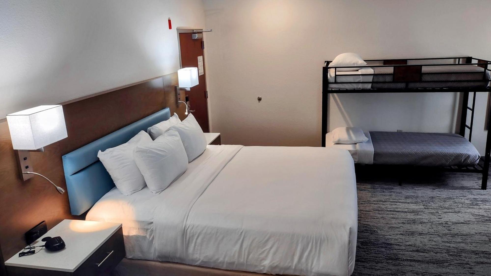 Hotel Tryp By Wyndham North I-10 Capital Circle Tallahassee