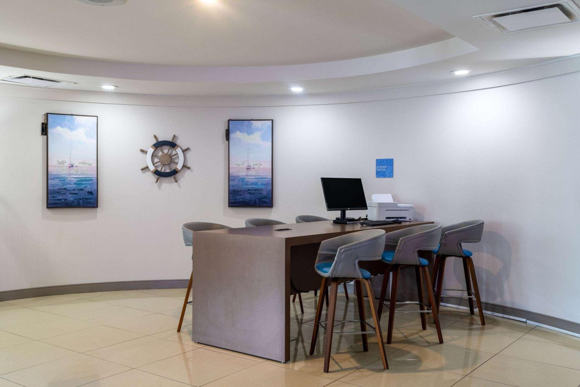 Tryp By Wyndham North I-10 Capital Circle 3*
