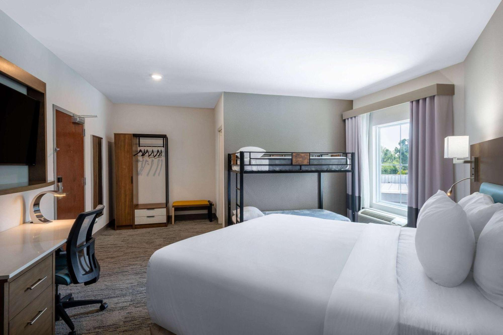 Tryp By Wyndham North I-10 Capital Circle Hotel