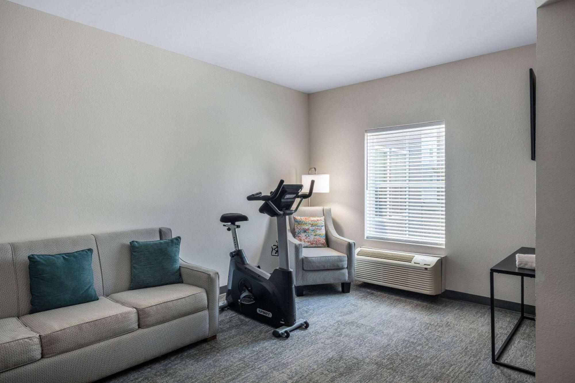 Tryp By Wyndham North I-10 Capital Circle Hotel 3*