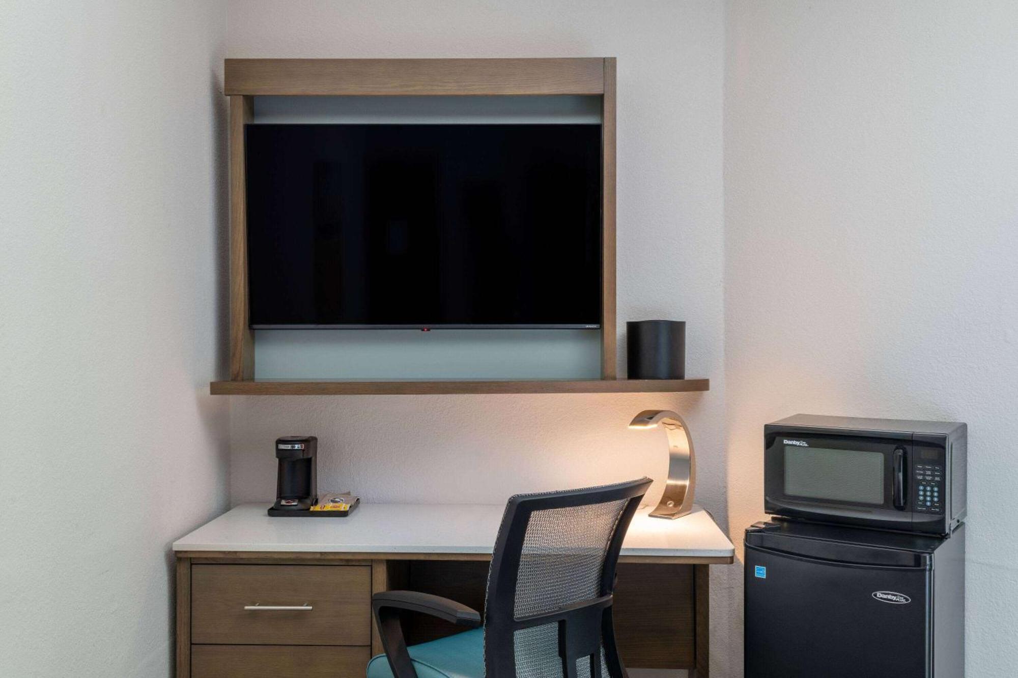 Hotel Tryp By Wyndham North I-10 Capital Circle Tallahassee