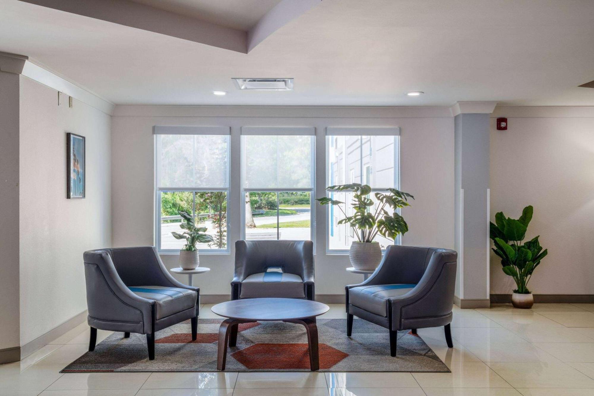 Hotel Tryp By Wyndham North I-10 Capital Circle 3*