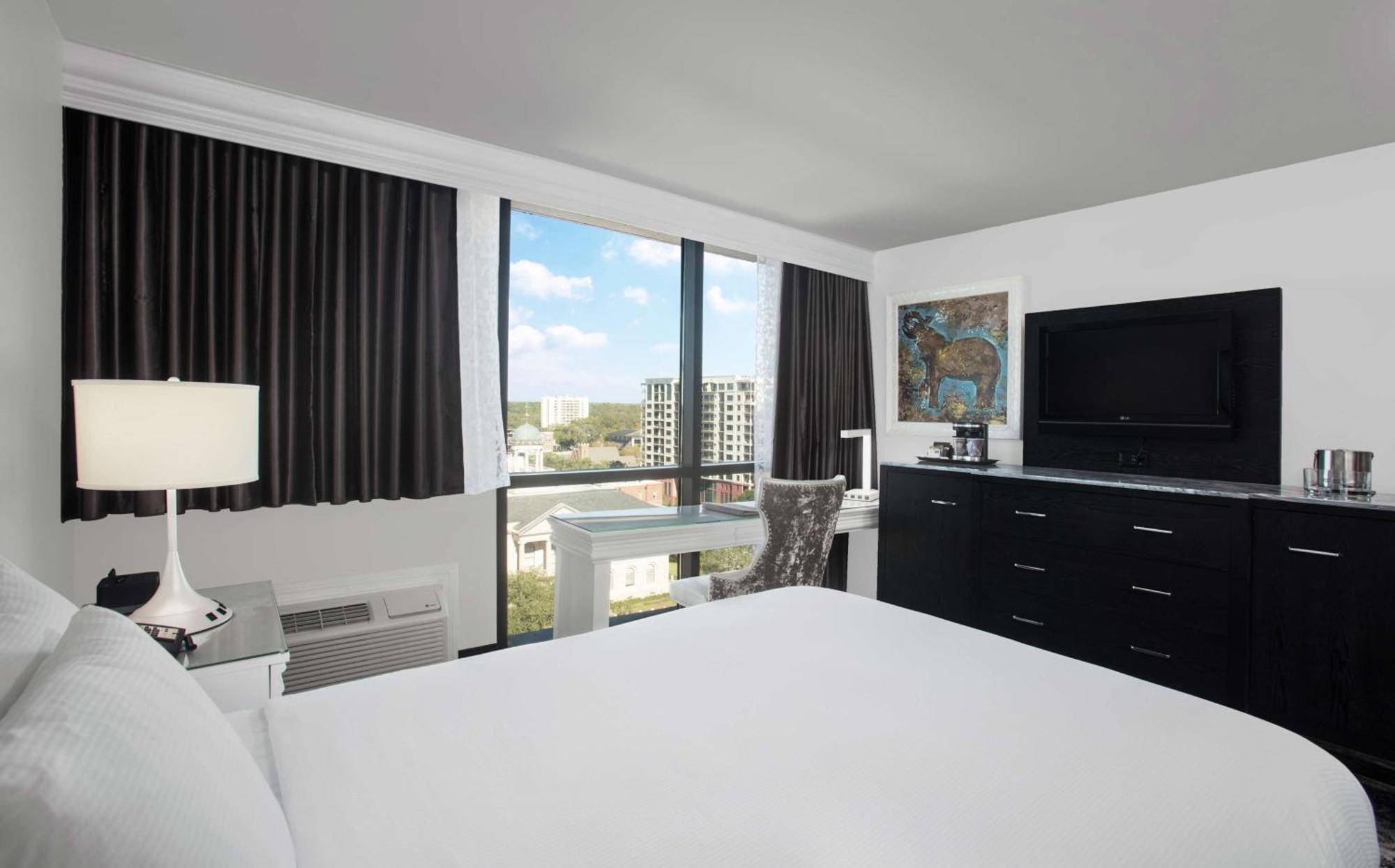 Doubletree By Hilton Hotel Tallahassee
