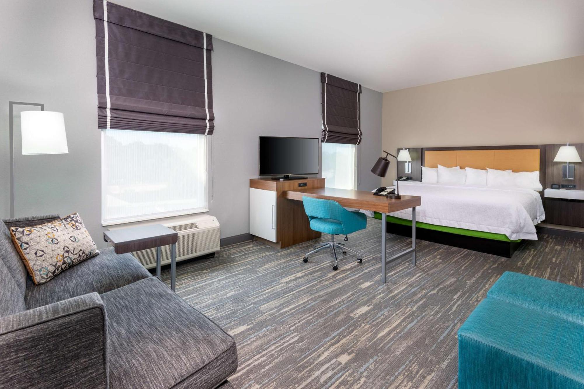 Hampton & Capitol-university Hotel 3*
