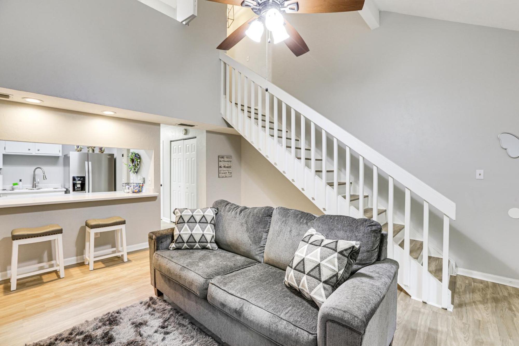 Updated Townhome 3 Mi To Downtown! * Tallahassee