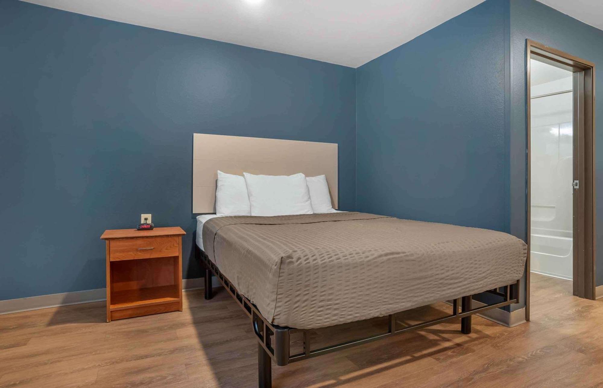 Extended America Select - - East Hotel