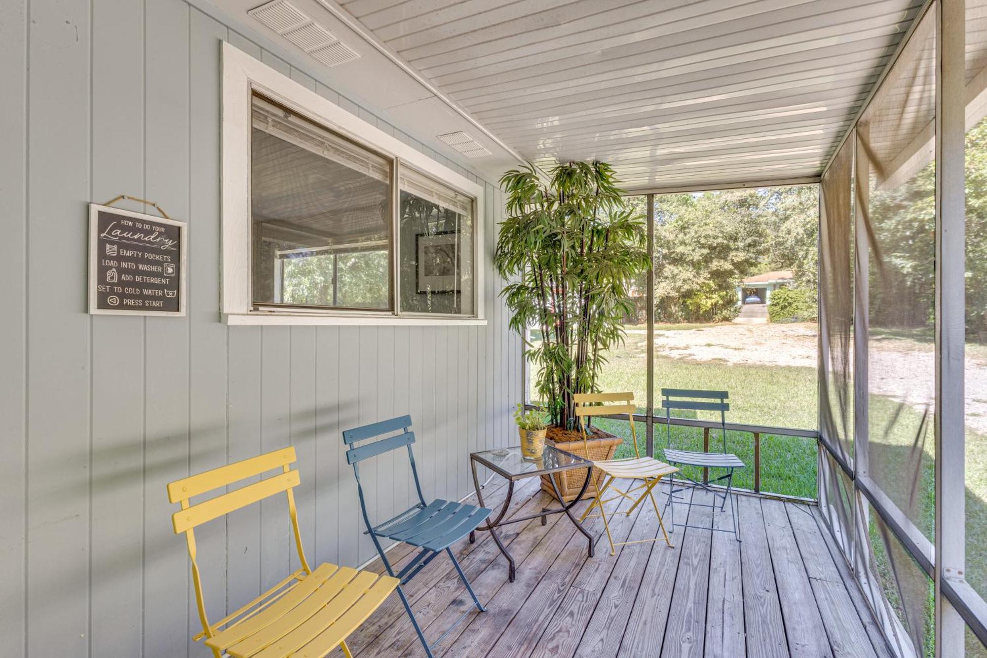 3 Miles To Fsu With Fenced Yard In Holiday home